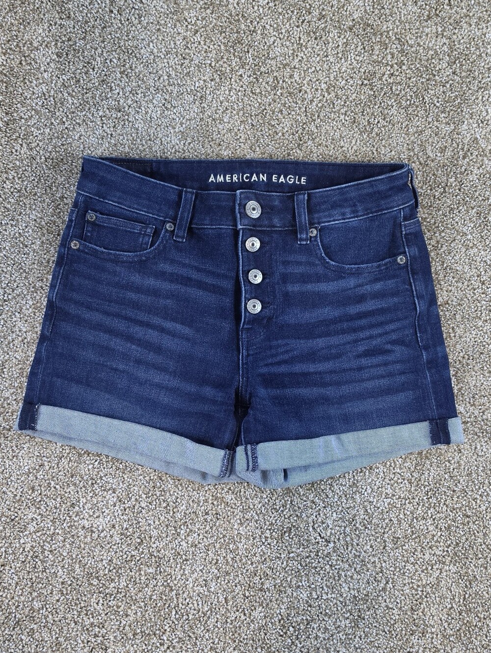 American Eagle The Dream Short Womens 8 Mid Rise Dark Wash Denim 4" Inseam